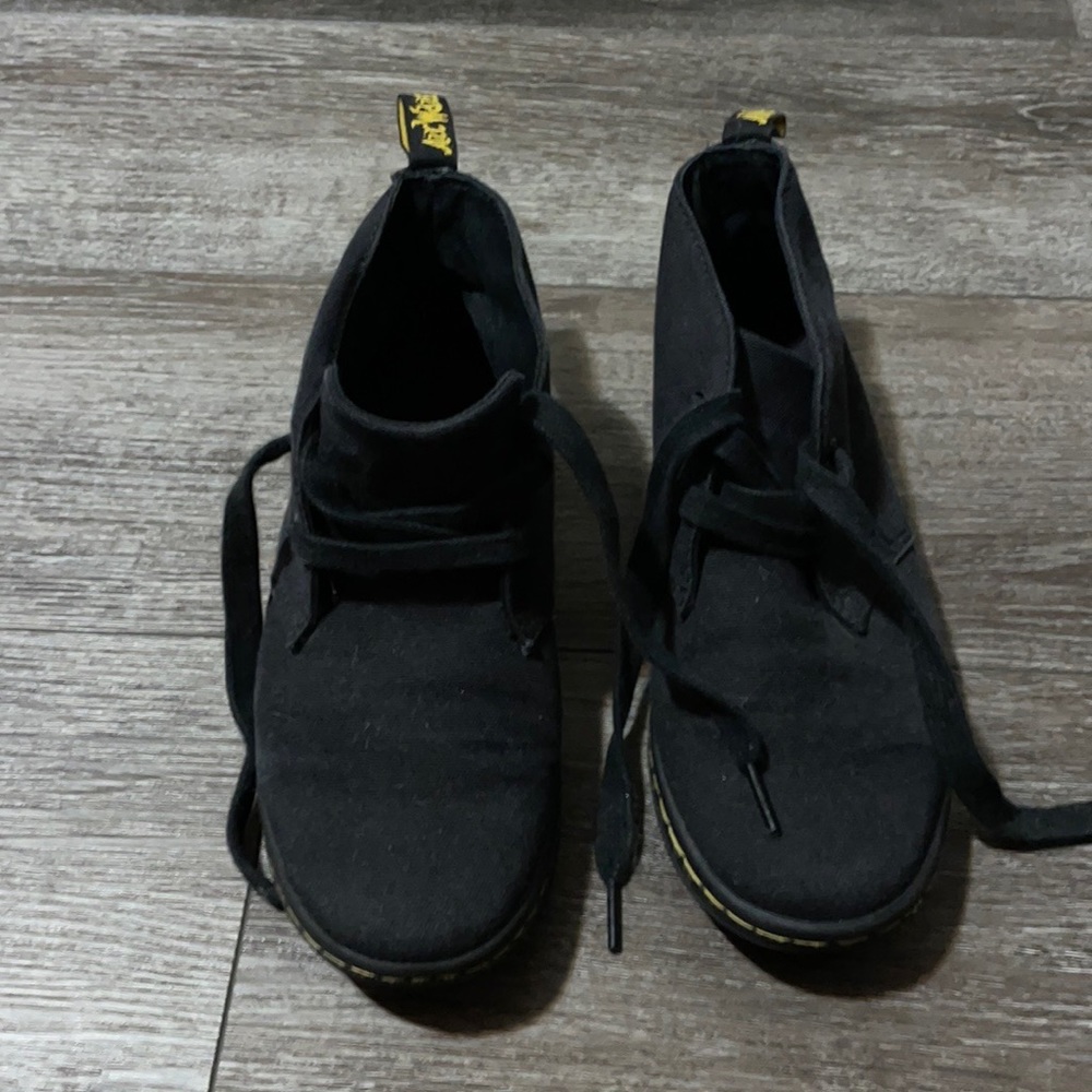 Dr Martens Women’s Black Canvas Low